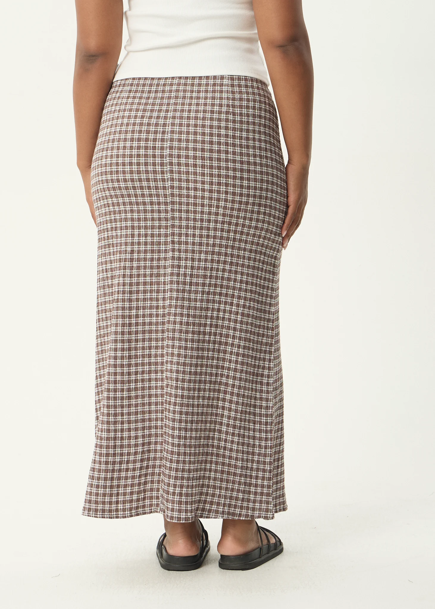 AFENDS Womens Lita - Seersucker Maxi Skirt - Base Coffee Check - Image 10