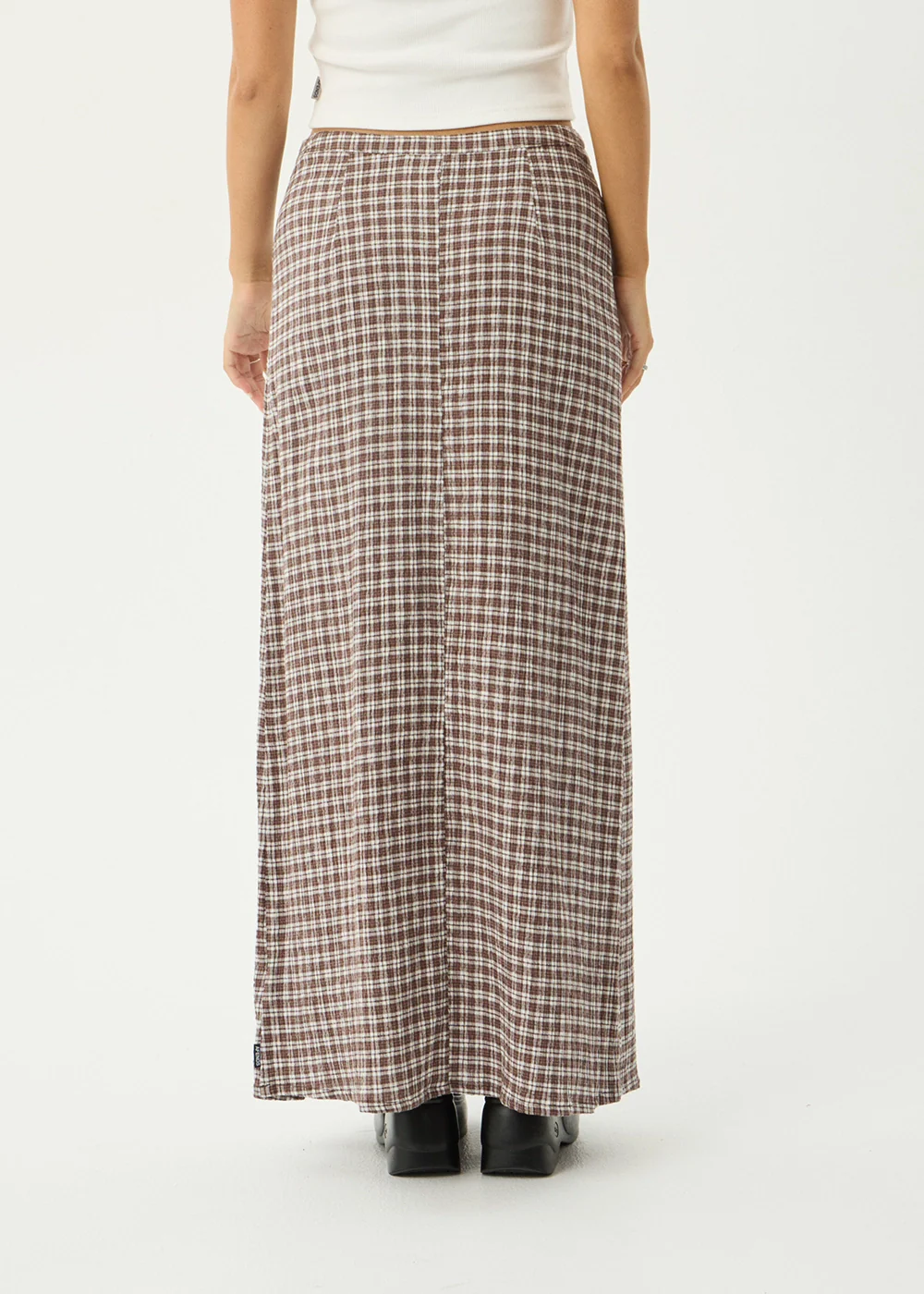 AFENDS Womens Lita - Seersucker Maxi Skirt - Base Coffee Check - Image 11