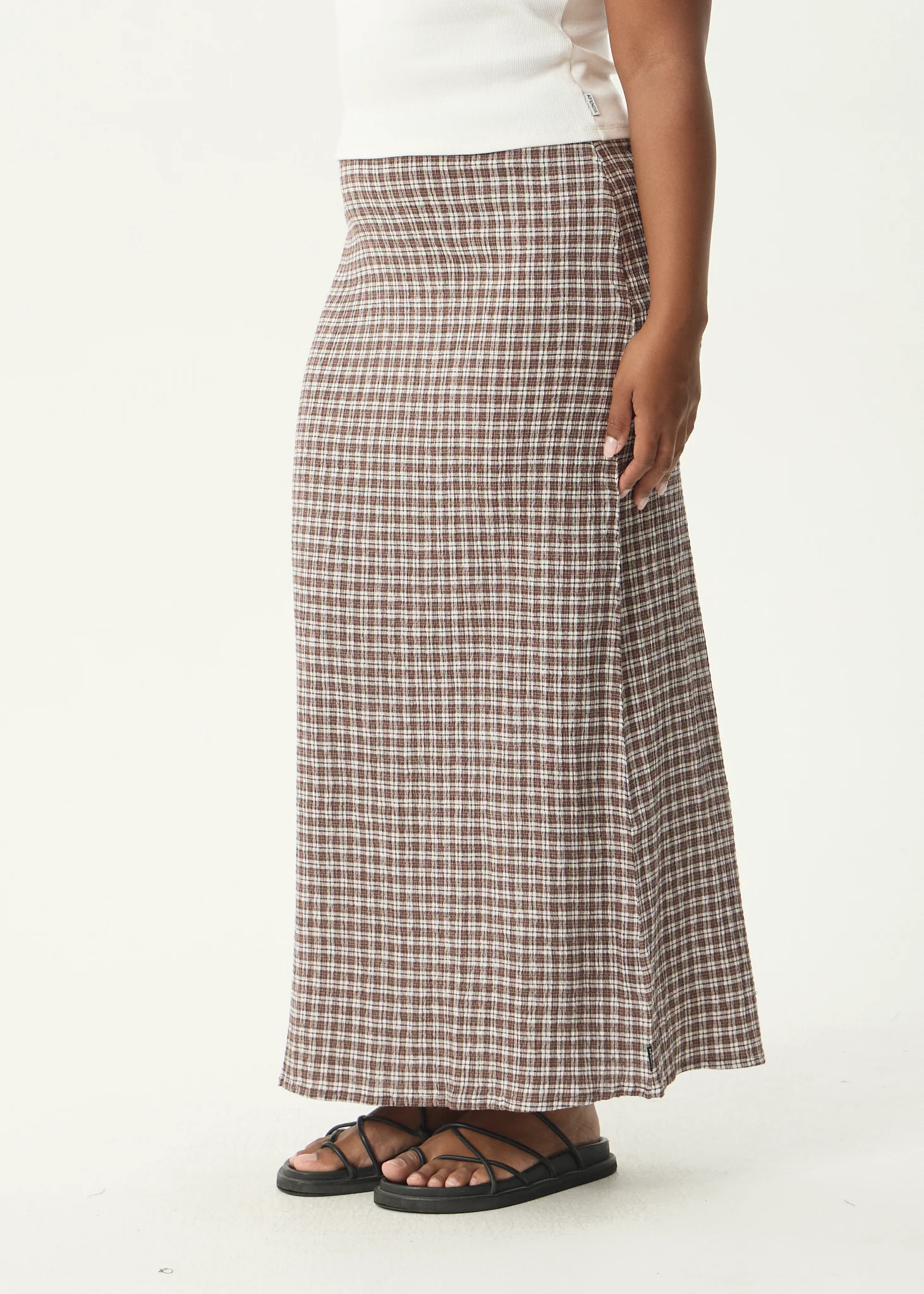 AFENDS Womens Lita - Seersucker Maxi Skirt - Base Coffee Check - Image 7