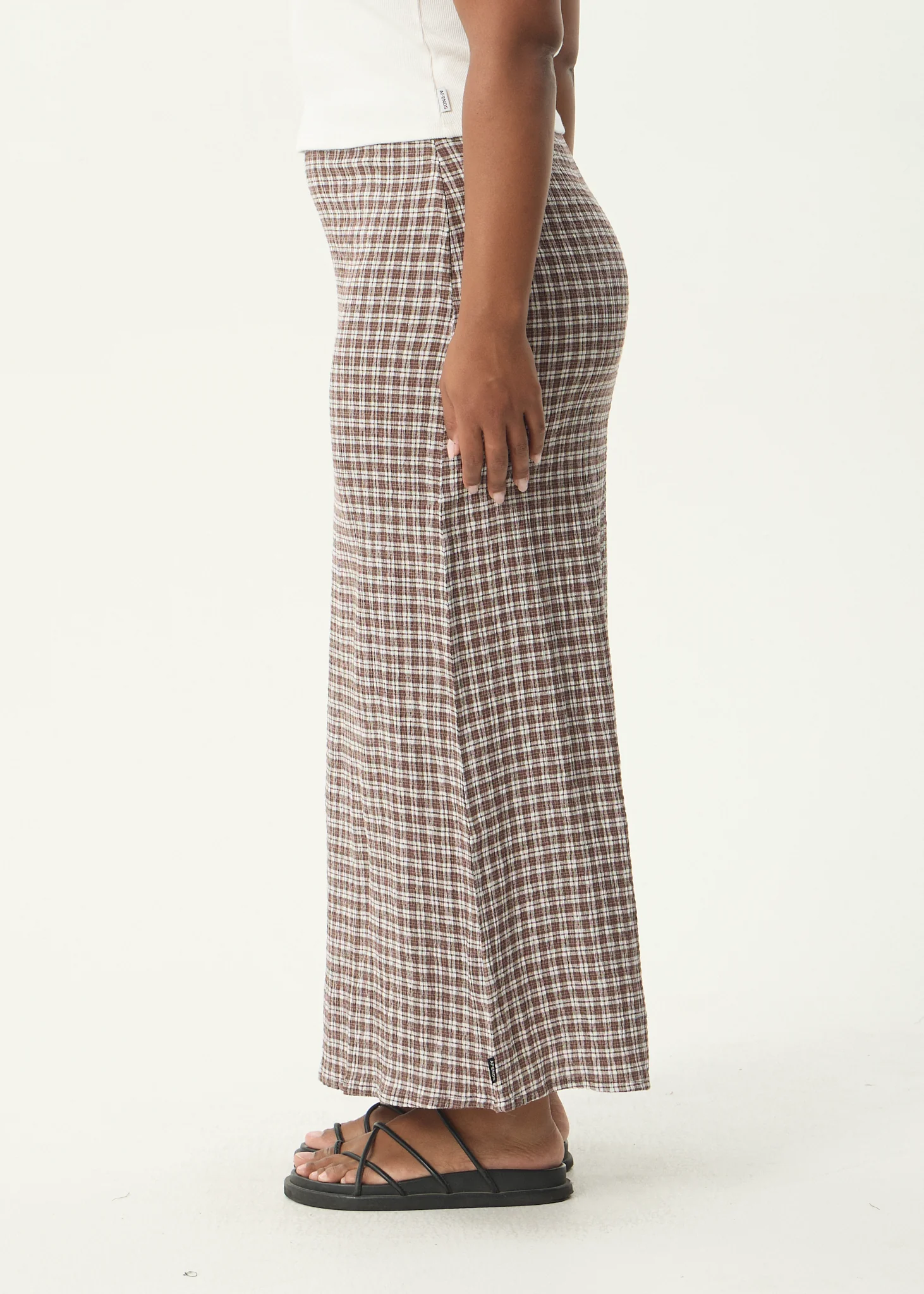 AFENDS Womens Lita - Seersucker Maxi Skirt - Base Coffee Check - Image 9