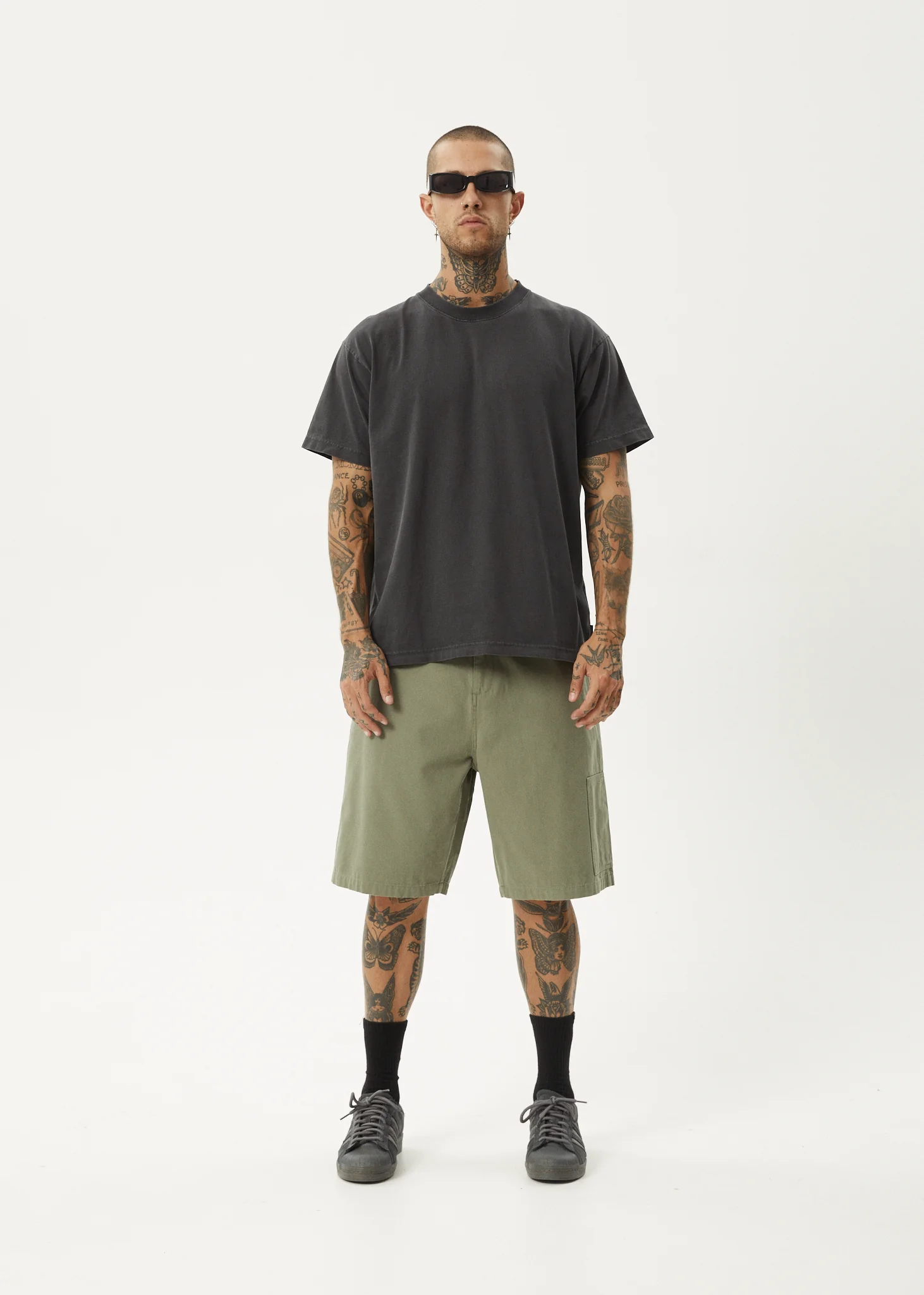 AFENDS Mens Harper - Canvas Workwear Short 22" - Olive - Image 7