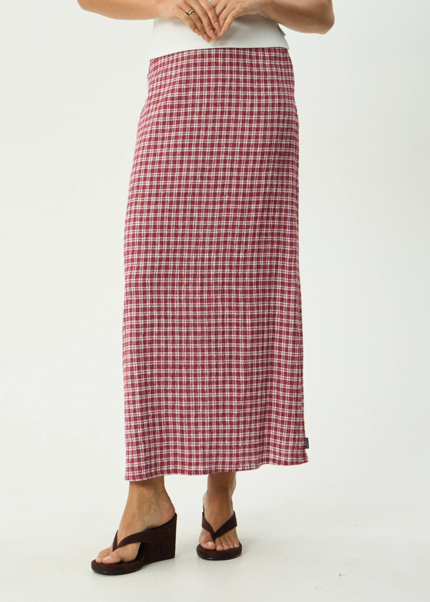 AFENDS Womens Lita - Seersucker Maxi Skirt - Base Burgundy Check - Image 3