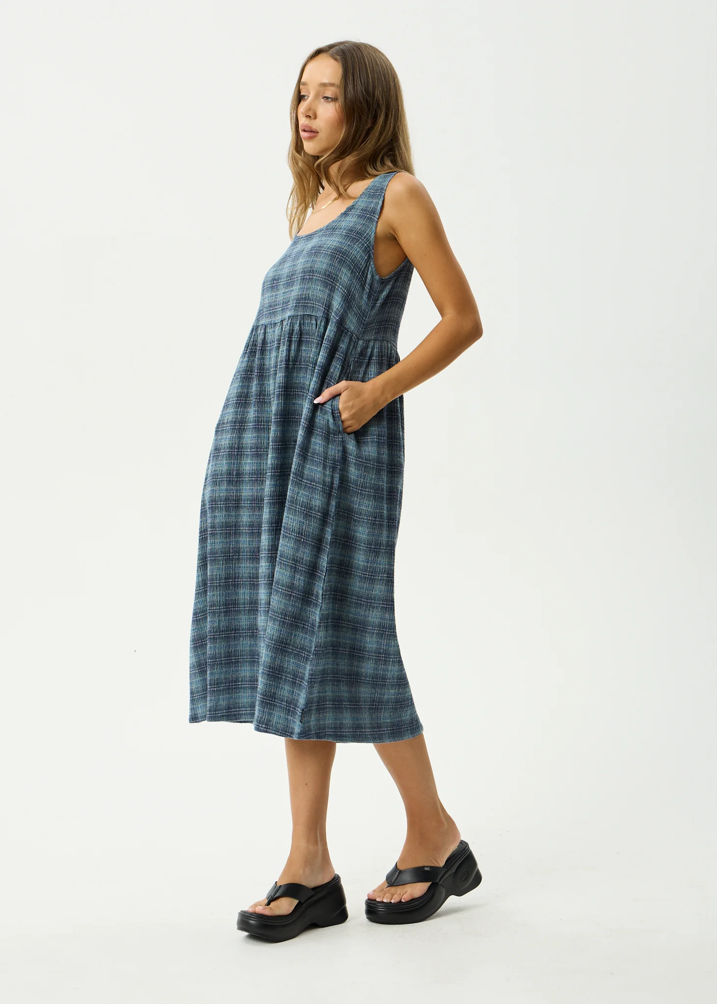 AFENDS Womens Position - Seersucker Midi Dress - Navy Check - Image 4